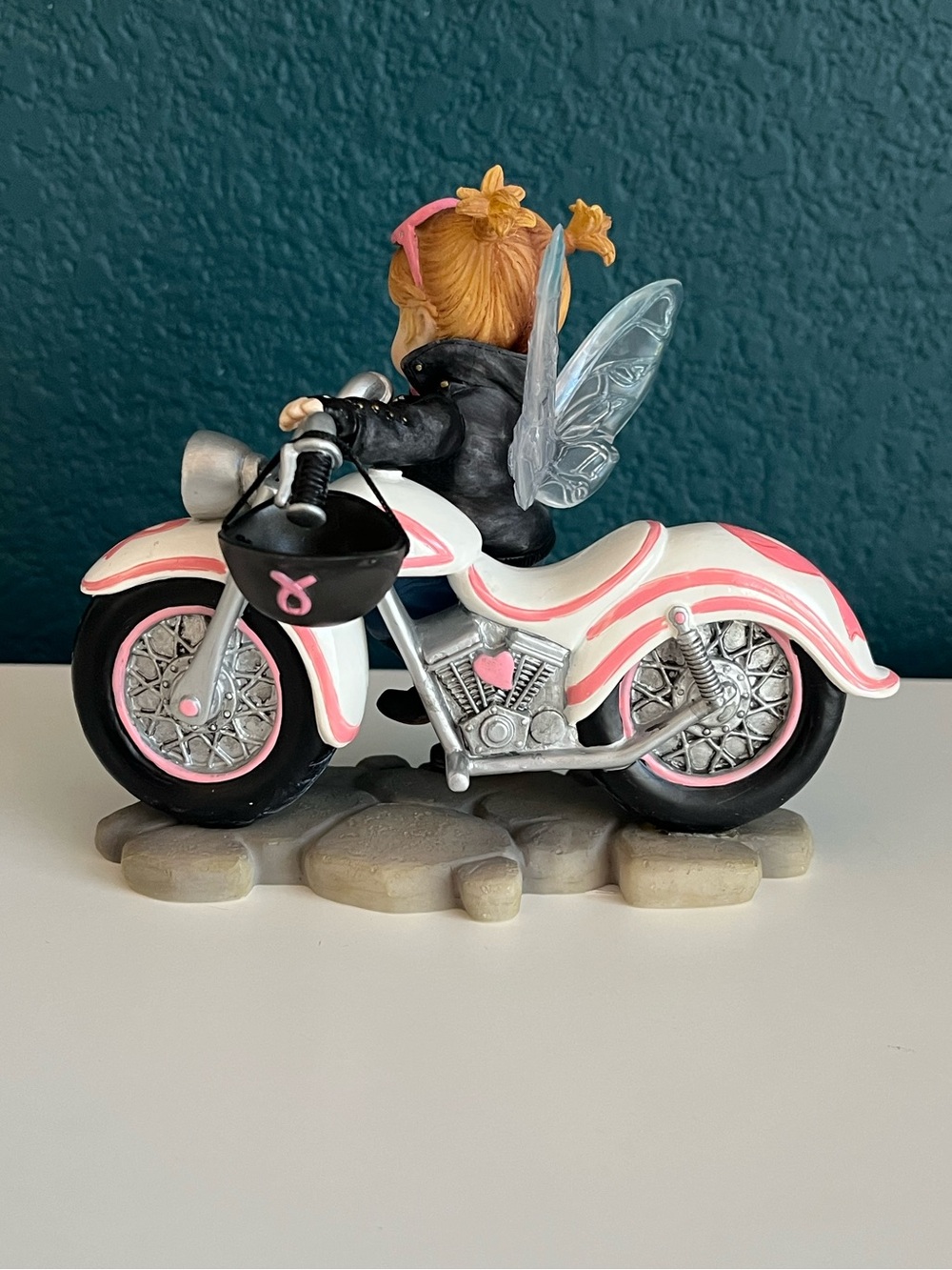 Enesco My Little Kitchen Fairies: Hope on Wheels Breast Cancer Awareness Figure - Picture 5 of 8
